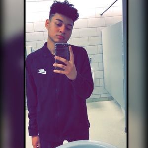 Meet your Posher, Christopher